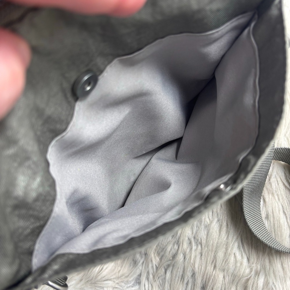Baggallini Gray Nylon Let's Escape Crossbody Bag Travel Minimalist Urban Commute - Picture 5 of 9
